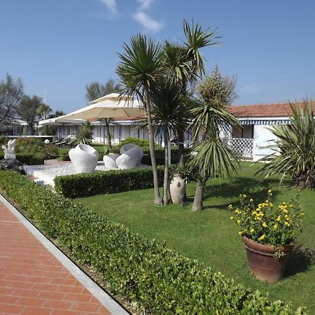 Bed And Breakfast Bagno Venezia Марина ди Карара Екстериор снимка