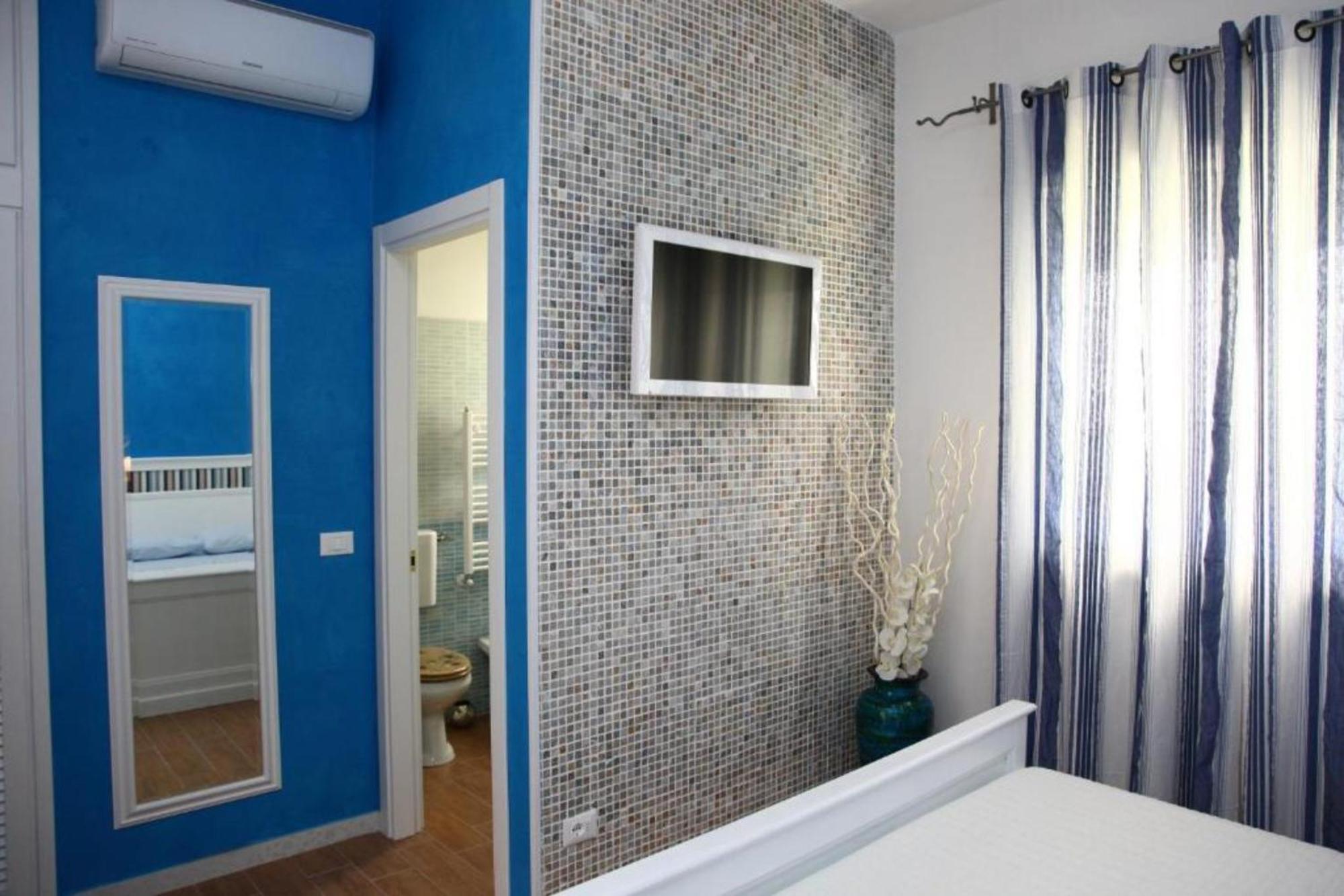 Bed And Breakfast Bagno Venezia Марина ди Карара Екстериор снимка
