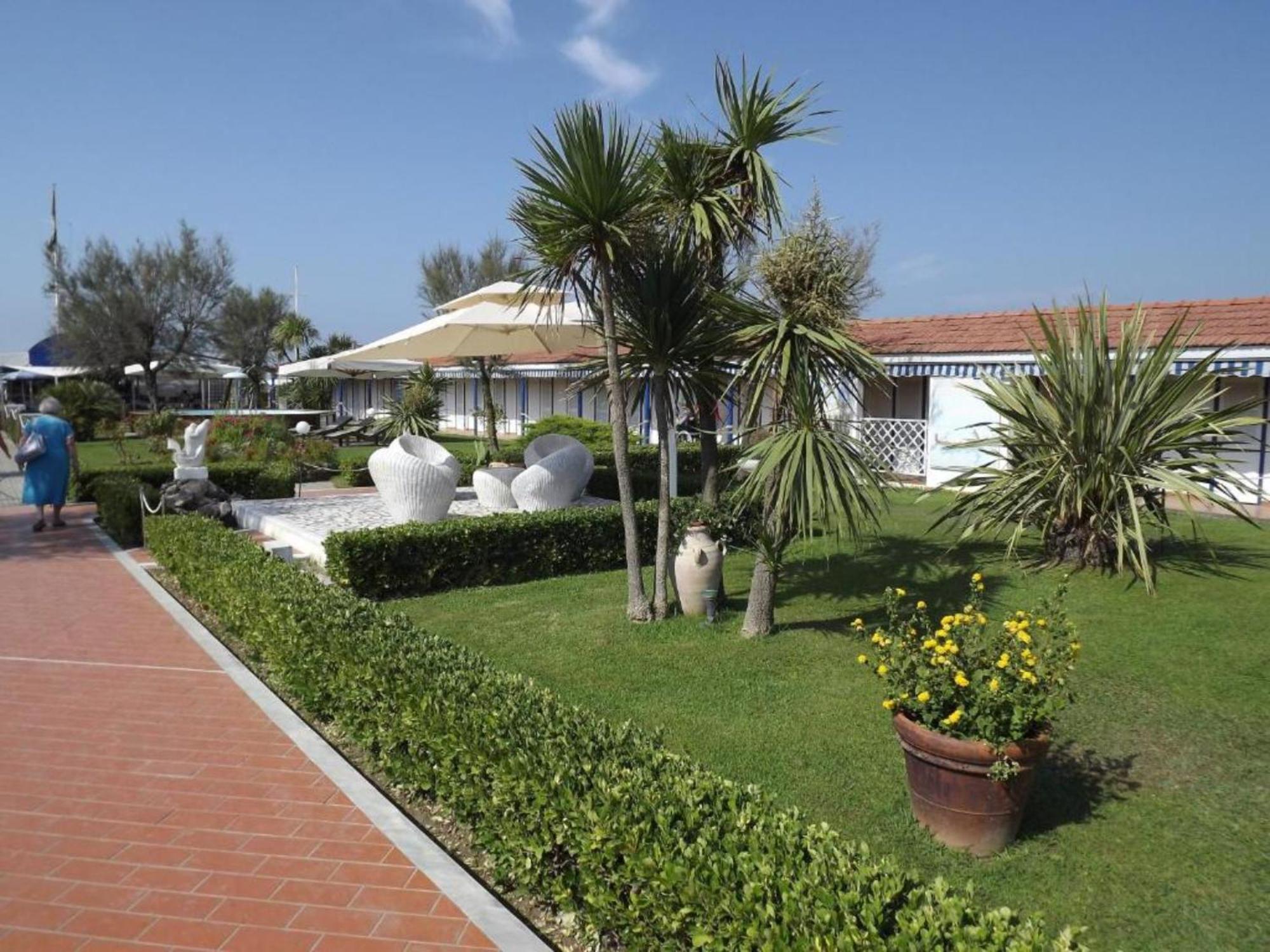 Bed And Breakfast Bagno Venezia Марина ди Карара Екстериор снимка