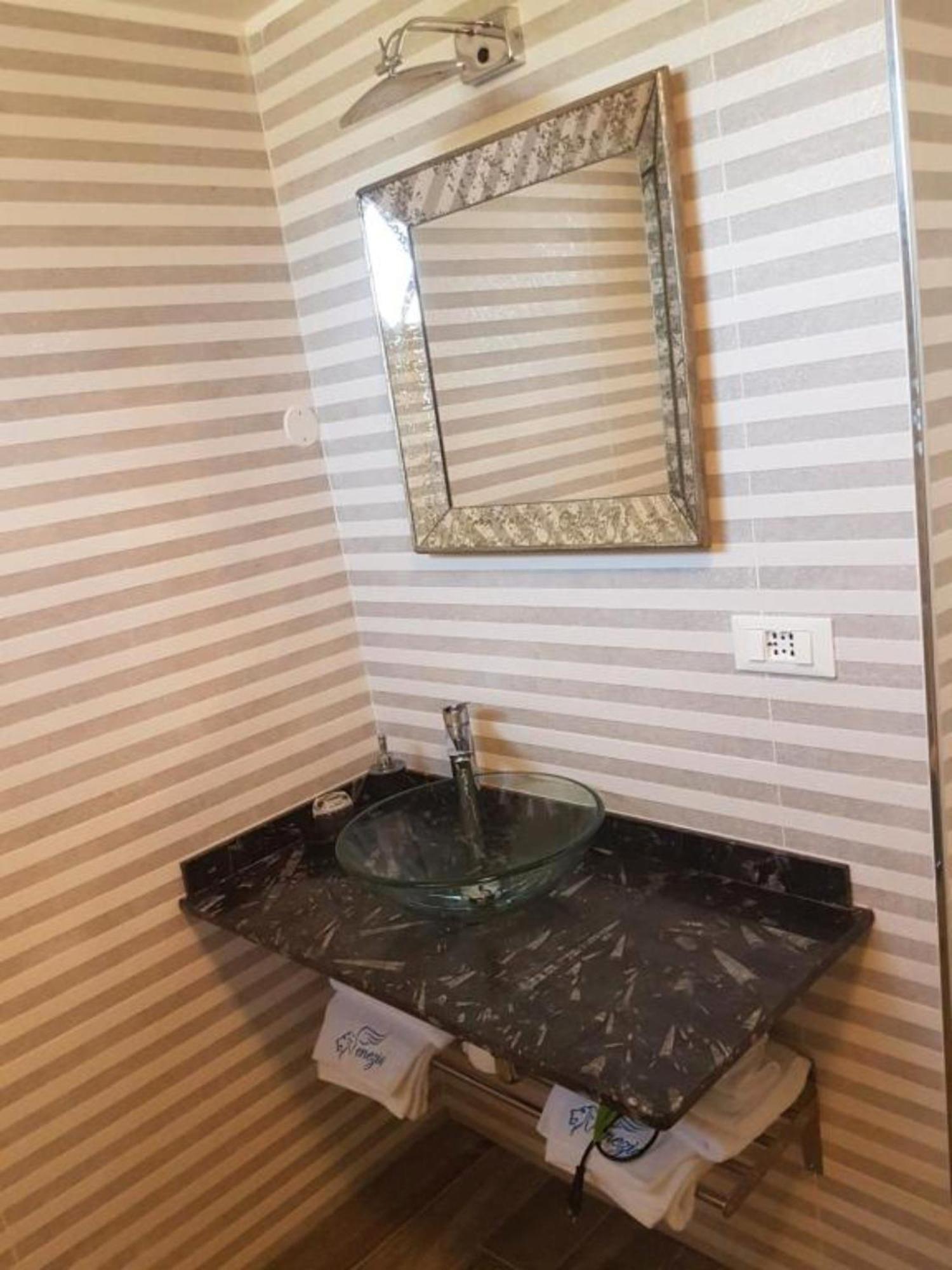Bed And Breakfast Bagno Venezia Марина ди Карара Екстериор снимка